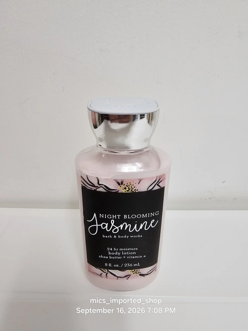 Bath & Body Works Night Blooming Jasmine Body Lotion - Pink